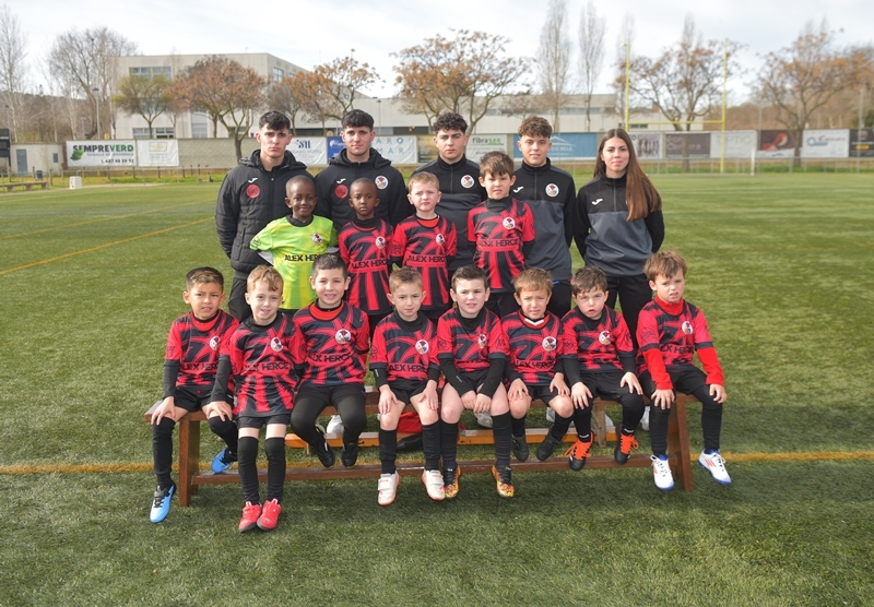PLANTILLA ESCOLETA  NEGRA I VERMELLA 2024-2025